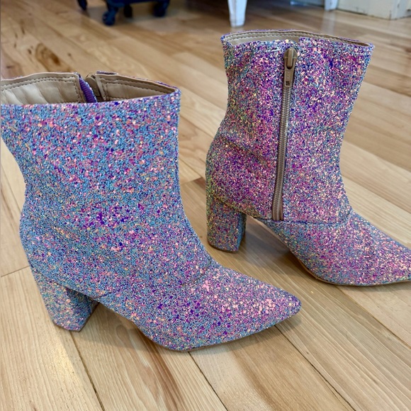 Shoes - Glitter booties - made in Brazil! Size 6!